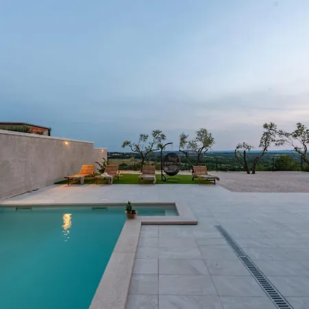 Villa Pezer - Private Heated Pool, Sauna And Jacuzzi Kula Atlagica