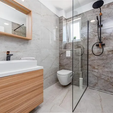 Pezer - Private Heated Pool, Sauna And Jacuzzi Kula Atlagica