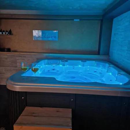 Pezer - Private Heated Pool, Sauna And Jacuzzi Kula Atlagica